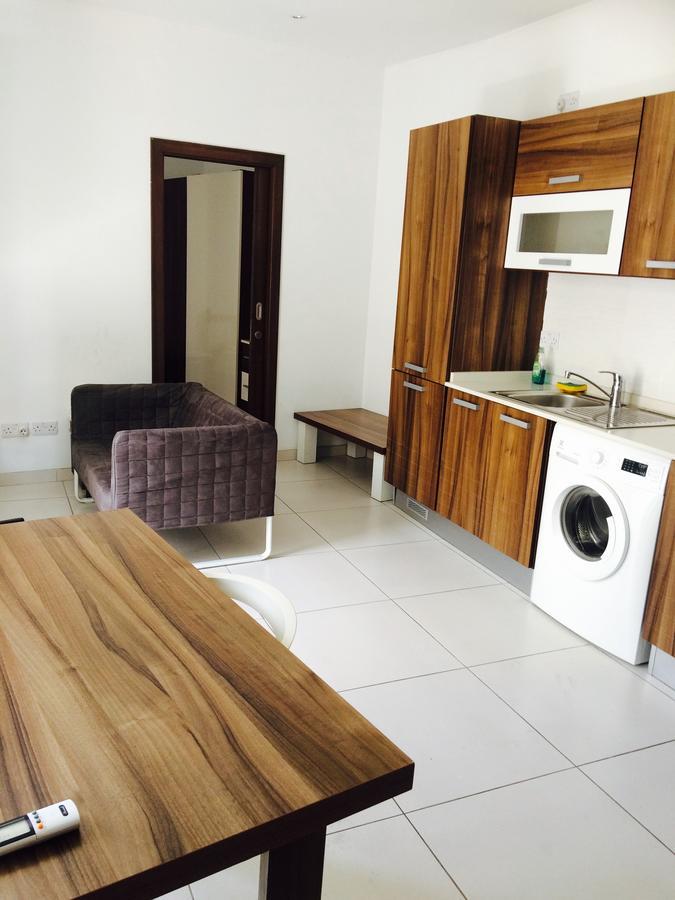 Paceville Montecarlo Apartments Сент Джулианс Экстерьер фото